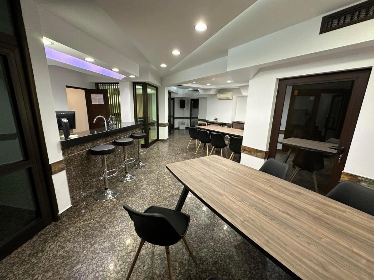 Хотел Аврора Haskovo Eksteriør bilde